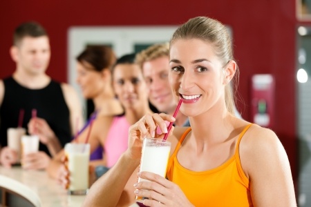 Drinking liquid protein diet shakes